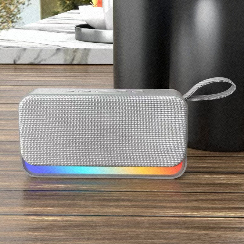 Nouveauté Enceinte Bluetooth Portable d'Extérieur Sans Fil avec Lecteur TF/USB et Lumière LED RGB Tendance