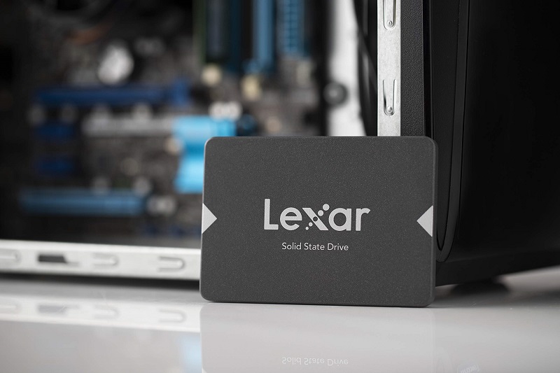 Lexar NS100 – SSD SATA III 256 Go/512 Go (2,5″)